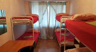 Гостиница Hostel S&P Place Санкт-Петербург Кровать в общем номере для мужчин с 6 кроватями-1
