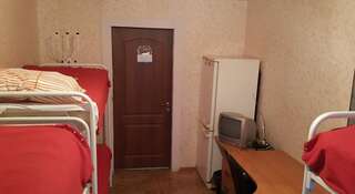 Гостиница Hostel S&P Place Санкт-Петербург Кровать в общем номере для мужчин с 6 кроватями-3